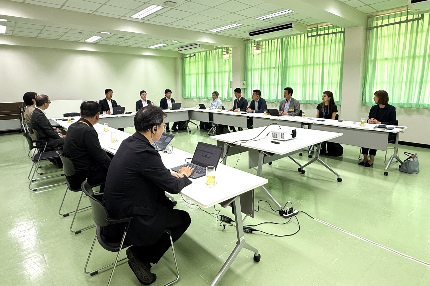 Thai-Japanese Association School Committee Holds First Meeting